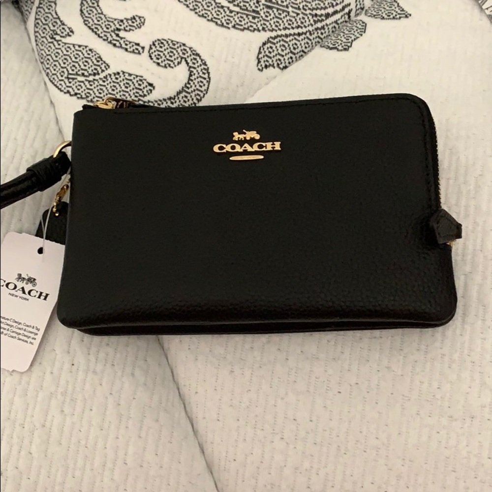 NWT Coach Double Zip Pebble Wristlet Wallet